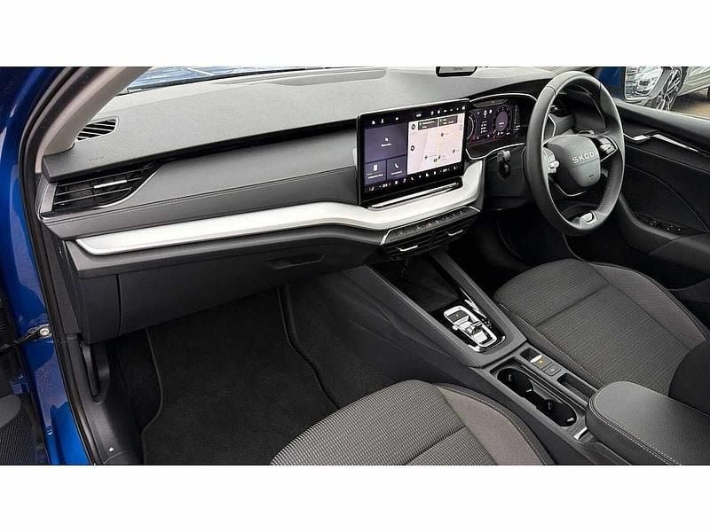 Used Skoda Octavia SE Technology 113 HP (83 kW) 2025 Blue Estate