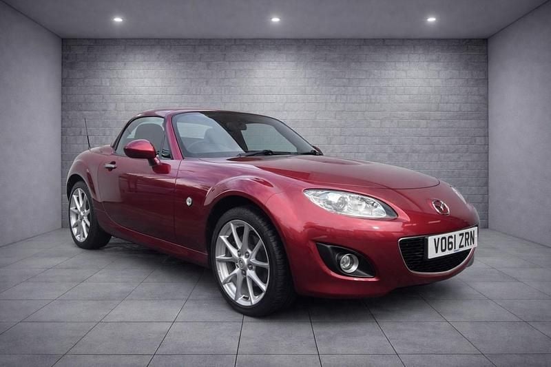 Used Mazda MX5 Inclusive 160 HP (117 kW) 2011 Red Cabriolet