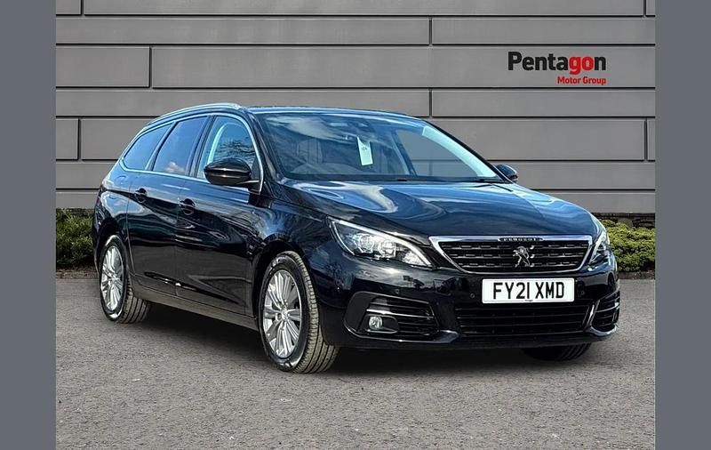 Used Peugeot 308 SW Allure 128 HP (94 kW) 2021 Black Estate