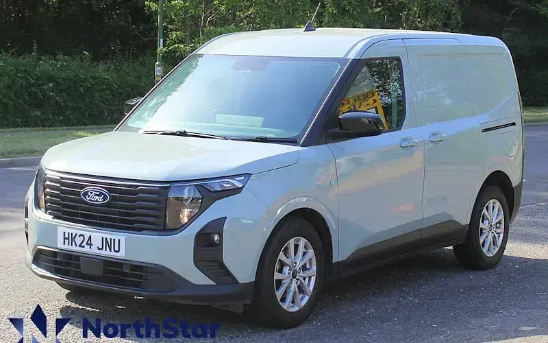 Begagnad Ford Transit Limited 125 HK (91 kW) 2026 Van