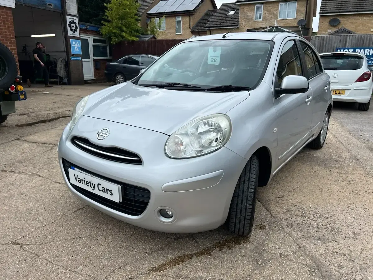 Used Nissan Micra Acenta 80 HP (58 kW) 2011 Silver Hatchback