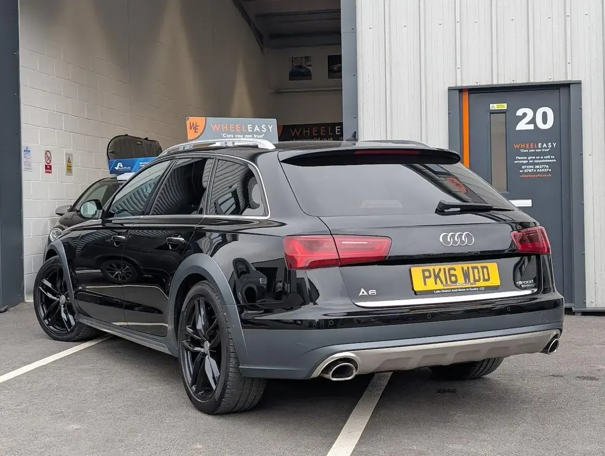 Used Audi A6 Allroad Sport 272 HP (200 kW) 2016 Black Estate