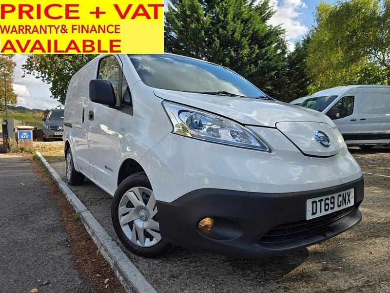 White Used 2020 Nissan e-NV200 Acenta Van | £6,990 (Fair price) - Image 1/4
