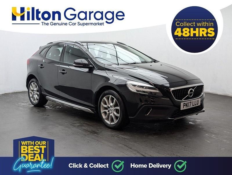Used Volvo V40 Pro 152 HP (111 kW) 2017 Black Hatchback