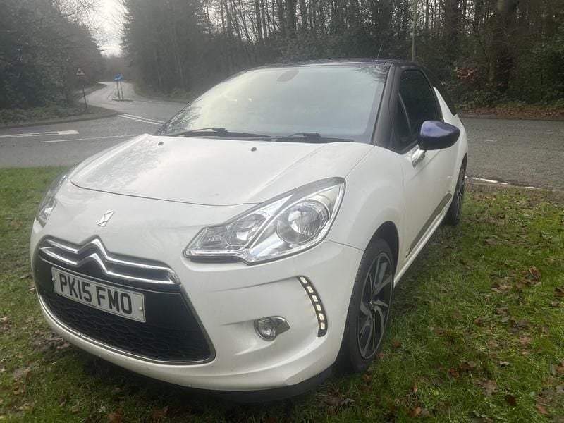 Używany Citroën DS3 2015 Biały Hatchback