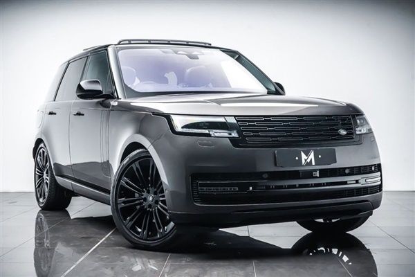 White Used 2022 Land Rover Range Rover First Edition SUV | £92,495 (Fair price) - Image 1/4