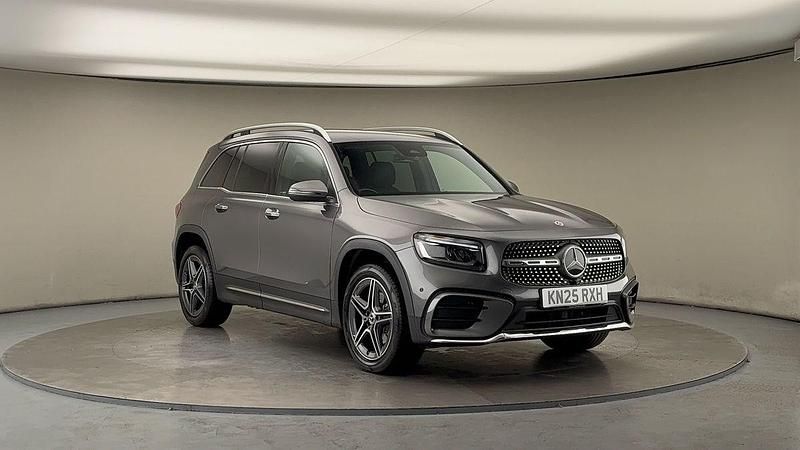 Mountain grey Used 2025 Mercedes GLB200 Executive SUV | £32,600 (Good price) - Image 1/4