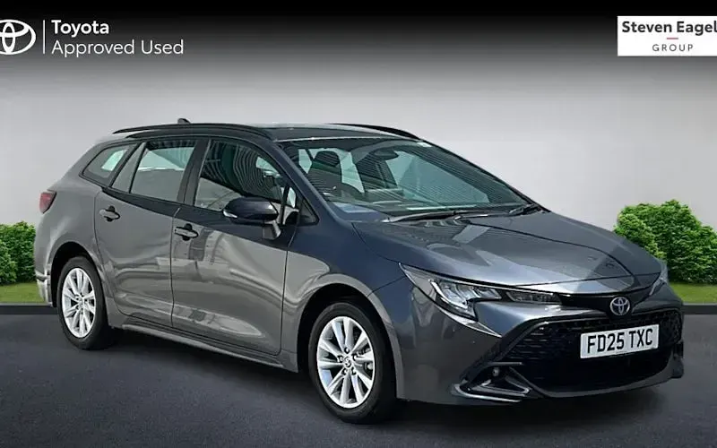 Used Toyota Corolla 140 HP (102 kW) 2025 Estate