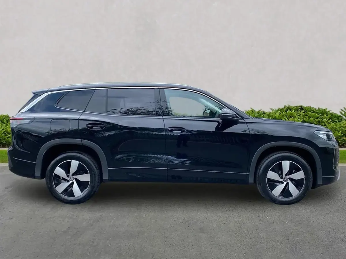 New VW Tayron Match 150 HP (110 kW) 2026 Black SUV