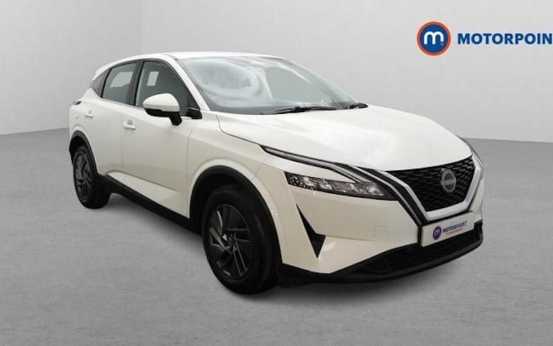 Used Nissan Qashqai Acenta Premium 158 HP (116 kW) 2023 White SUV