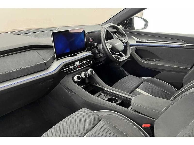 Used Skoda Kodiaq SportLine 147 HP (108 kW) 2025 Bronx gold metallic SUV