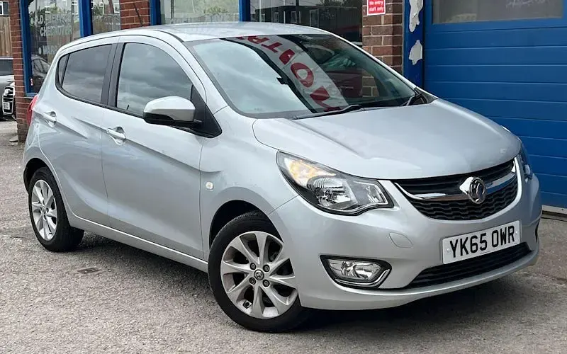Begagnad Vauxhall Viva 75 HK (55 kW) 2017 Halvkombi
