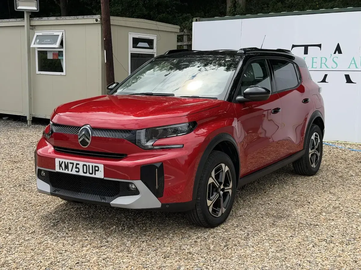 Used Citroën C3 Aircross 136 HP (100 kW) 2025 Red SUV