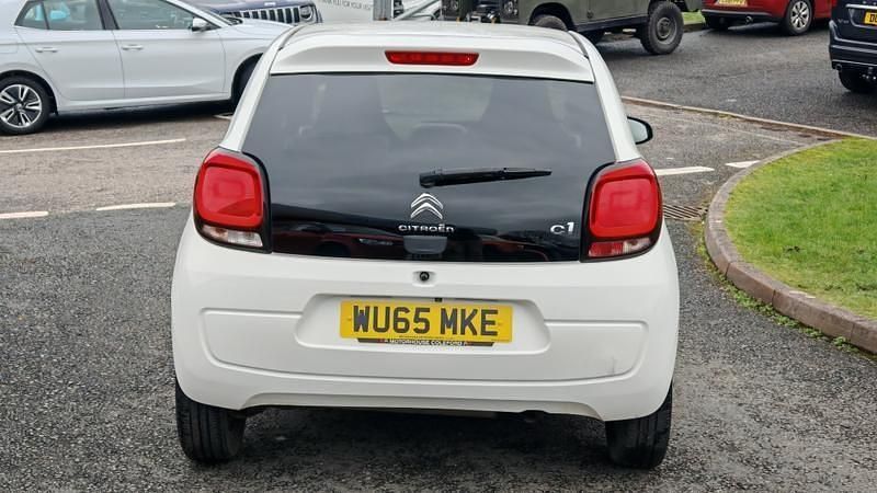 Used Citroën C1 Flair 82 HP (60 kW) 2015 White Hatchback