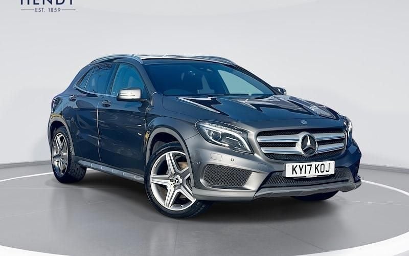 Used 2017 Mercedes GLA220 AMG line SUV | £13,999 (Fair price) - Image 1/4