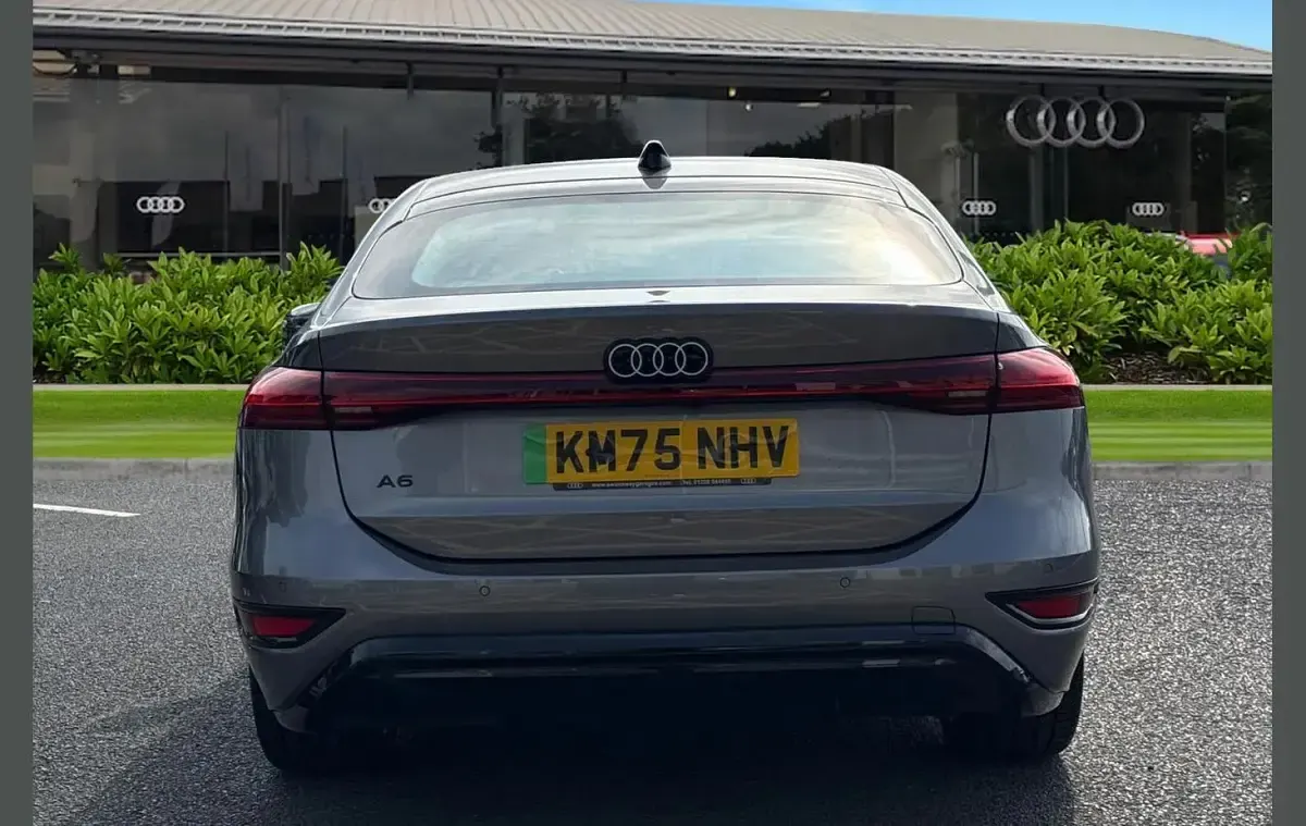 New Audi A6 e-tron Sport 210 kW (286 HP) 2025 Grey Hatchback