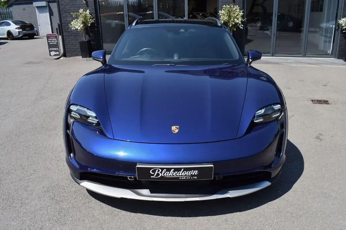 Used Porsche Taycan 4S Cross Turismo Cross Turismo 419 kW (571 HP) 2021 Blue Estate