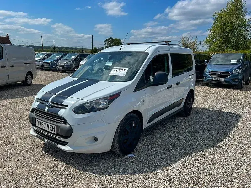 Begagnad Ford Transit Connect Trend 100 HK (73 kW) 2018 Vit Minibuss