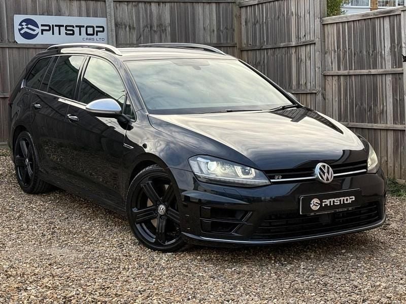Begagnad VW Golf VII R 2016 Svart Kombi