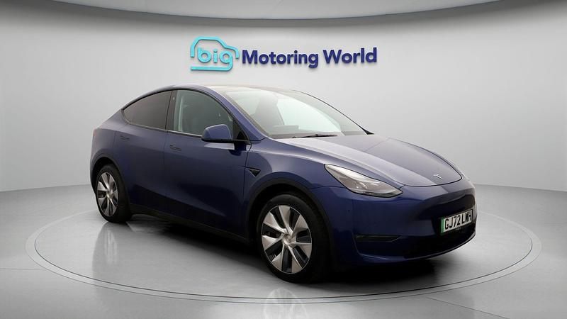 Used 2022 Tesla Model Y Long Range AWD SUV | £26,200 (Fair price) - Image 1/4