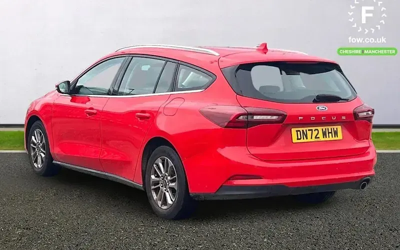 Used Ford Focus Titanium 125 HP (91 kW) 2022 Red Estate