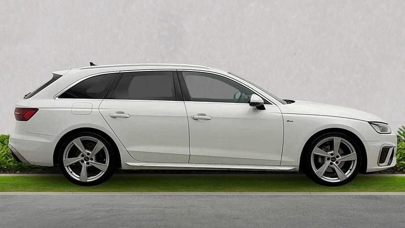 Used Audi A4 S-Line 200 HP (147 kW) 2024 White Estate