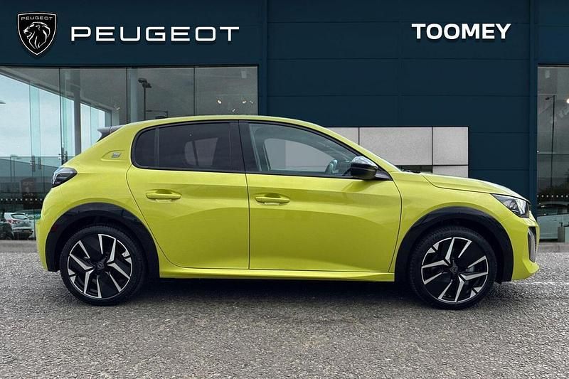 Nouvelle Peugeot e-208 GT 113 kW (154 ch) 2026 Jaune Citadine