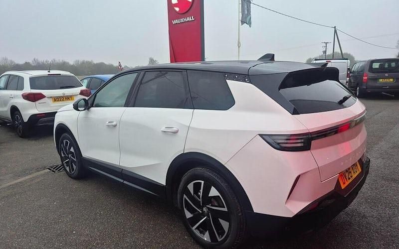 Used Vauxhall Grandland X Ultimate 136 HP (100 kW) 2025 White SUV