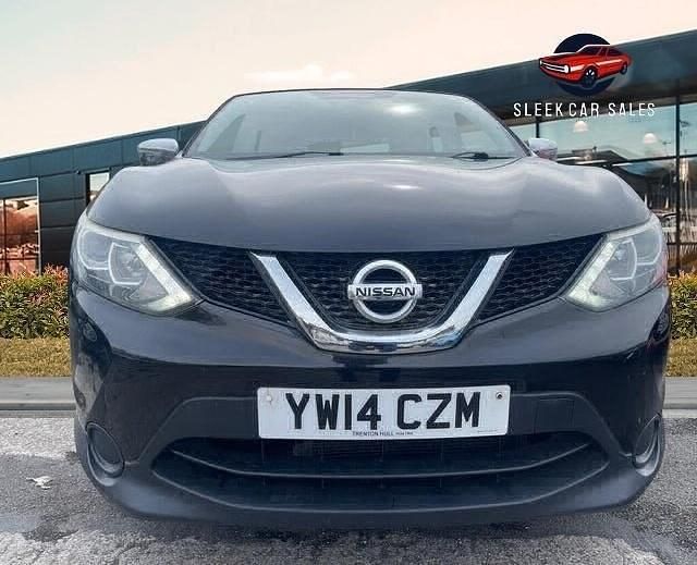 Black Used 2014 Nissan Qashqai Visia SUV | £3,899 (Expensive) - Image 1/4