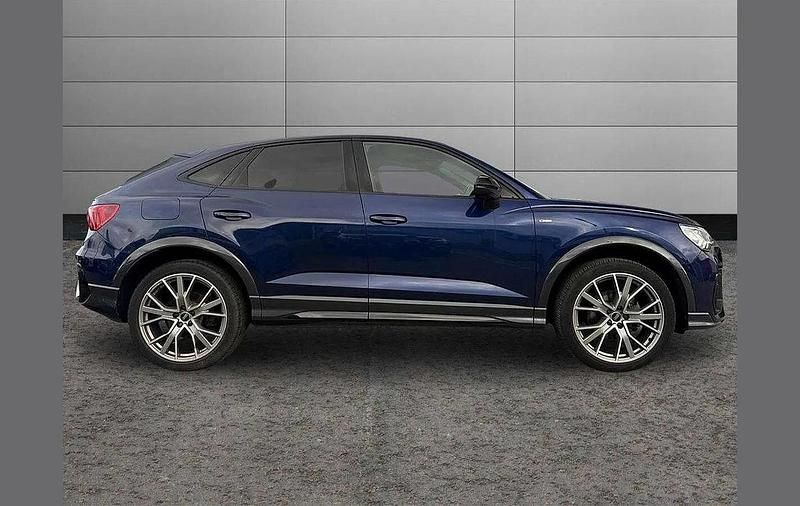 Used Audi Q3 Black Edition 150 HP (110 kW) 2023 Blue SUV