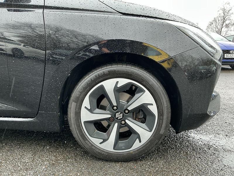 Used Suzuki Swift 2024 Pearl  super black Hatchback