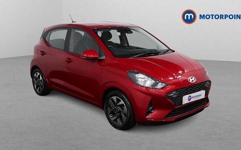 Used Hyundai i10 Advanced 79 HP (58 kW) 2025 Red Hatchback