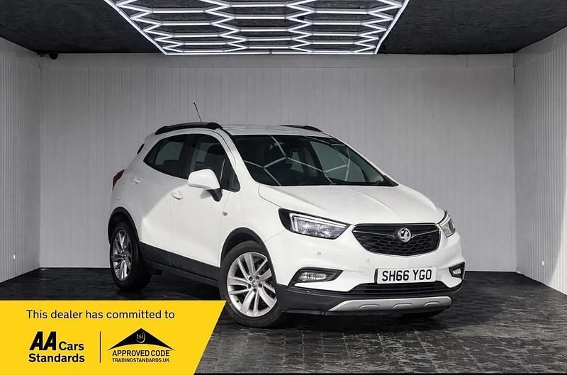 Used Vauxhall Mokka X Active 140 HP (102 kW) 2016 White SUV