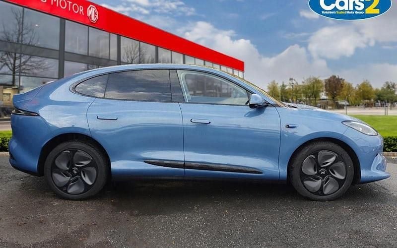 Used MG IM6 300 kW (408 HP) 2025 Blue SUV