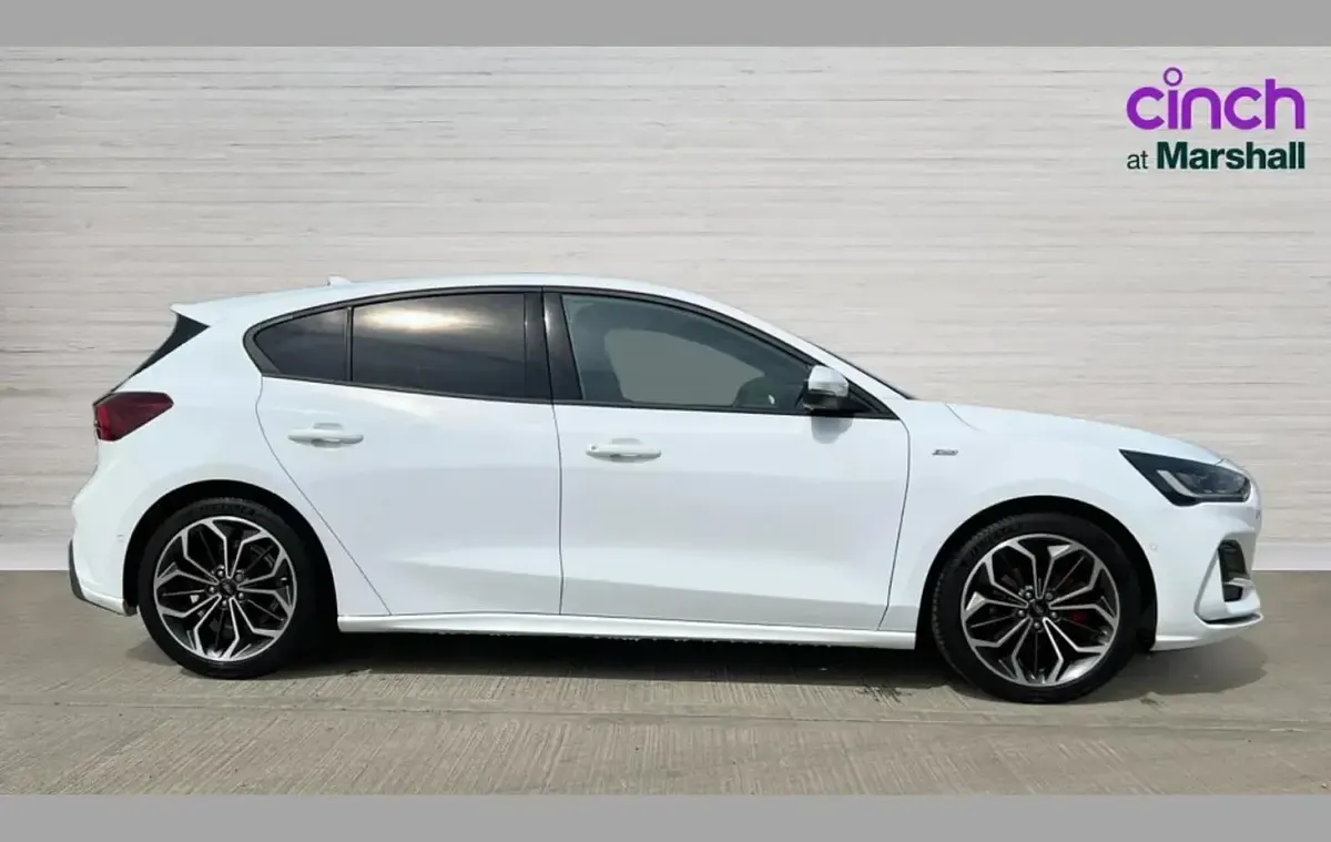 Used Ford Focus ST-Line X 153 HP (112 kW) 2026 White Hatchback