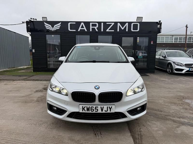 Used BMW 218 Sport Line 2016 White Hatchback