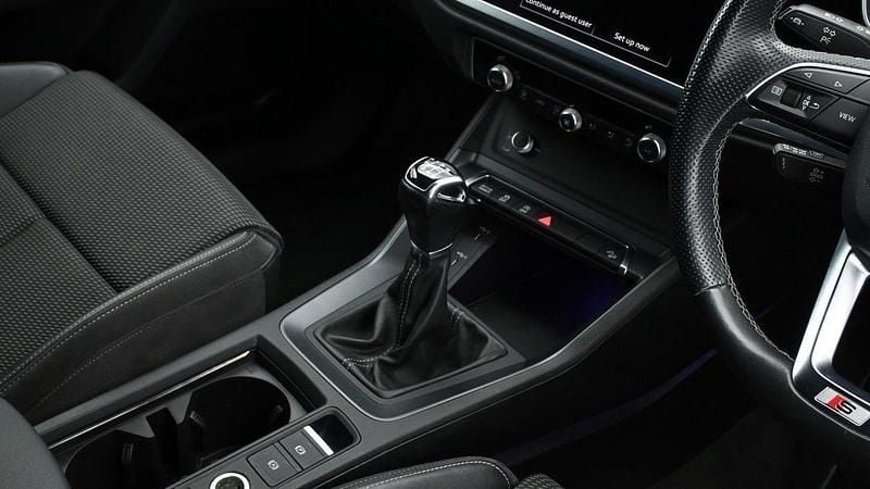 Image 2/4