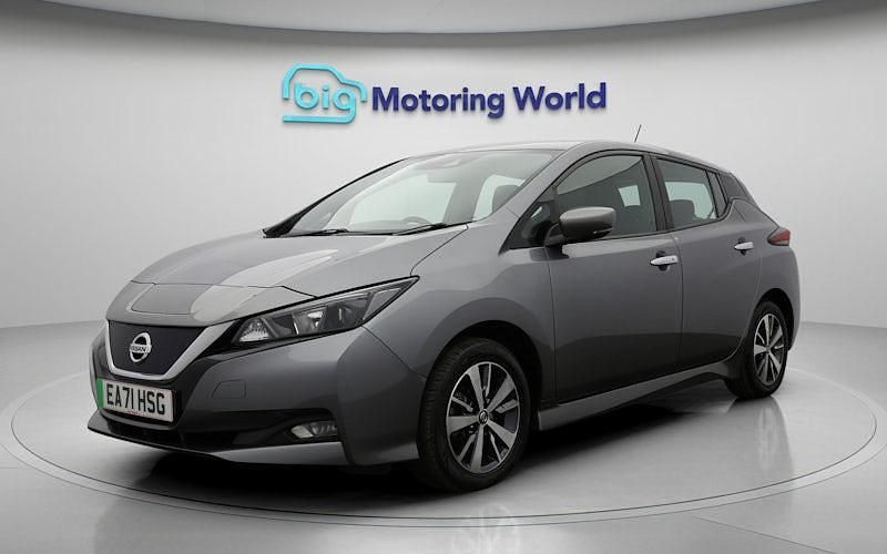 Used Nissan Leaf Acenta 110 kW (150 HP) 2021 Grey Hatchback