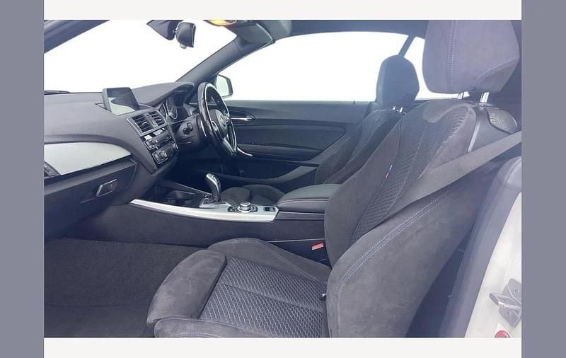 Used BMW 220 M Sport 184 HP (135 kW) 2017 Alpine white Cabriolet