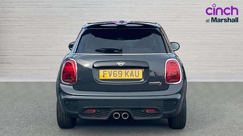 Used Mini Cooper S Sport 192 HP (141 kW) 2019 Grey Hatchback