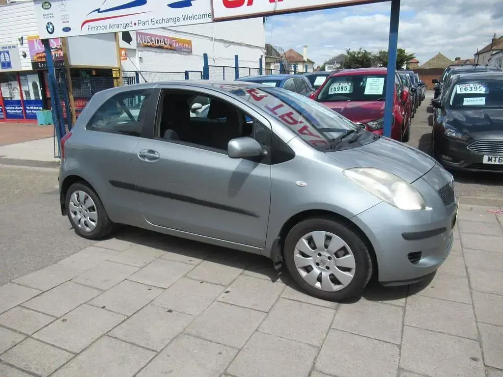Used Toyota Yaris T3 2006 Silver Hatchback