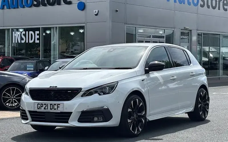 Used Peugeot 308 Premium 131 HP (96 kW) 2021 Hatchback