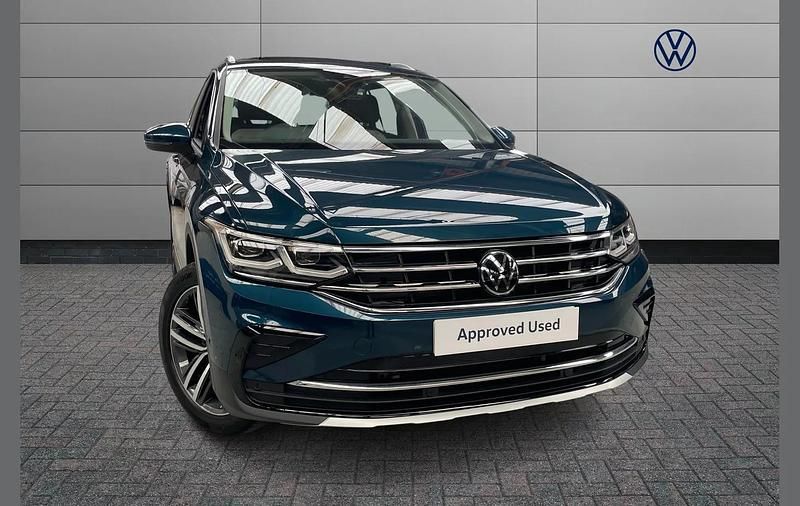 Blue Used 2023 VW Tiguan Elegance SUV | £28,879 (Fair price) - Image 1/4