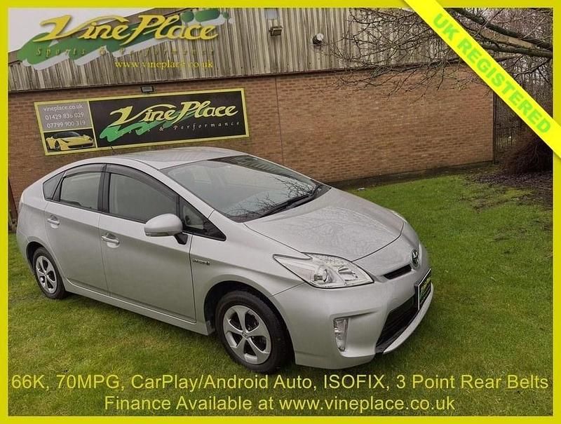Used Toyota Prius 2014 Silver Hatchback