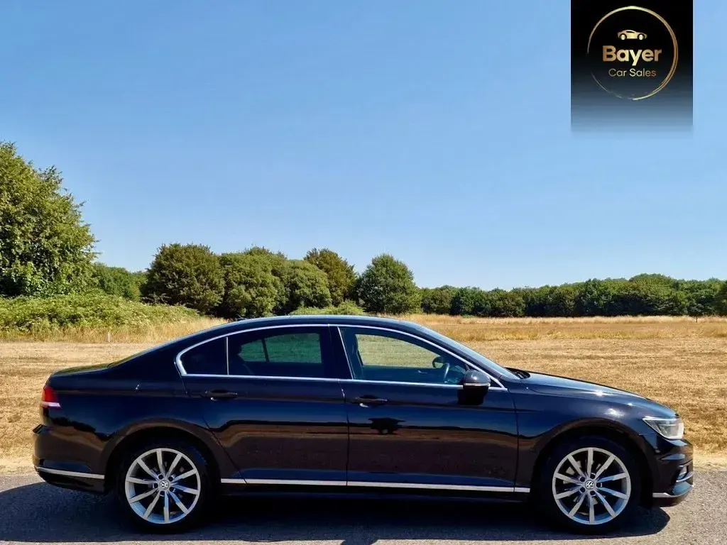 Used VW Passat R-line 150 HP (110 kW) 2017 Black Sedan