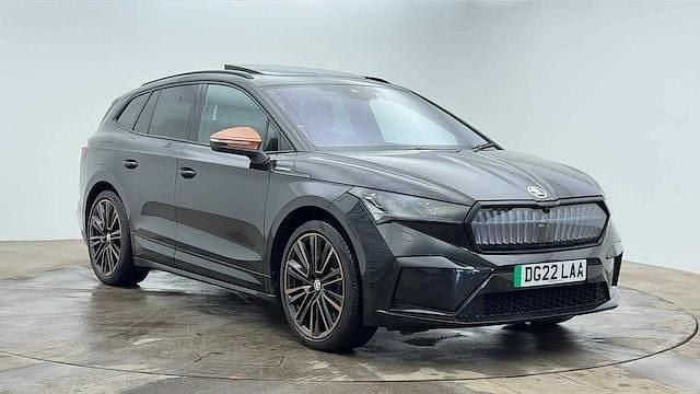 Black magic pearl effect Used 2022 Skoda Enyaq iV SportLine SUV | £28,900 (Expensive) - Image 1/2