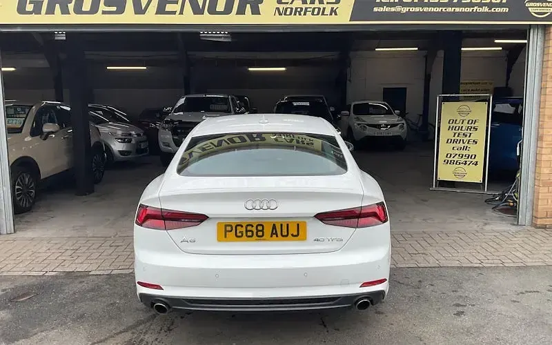 Used Audi A5 Sportback S-Line 190 HP (139 kW) 2019 White Hatchback