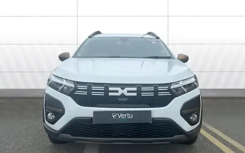 Used Dacia Jogger Extreme 141 HP (103 kW) 2025 MPV