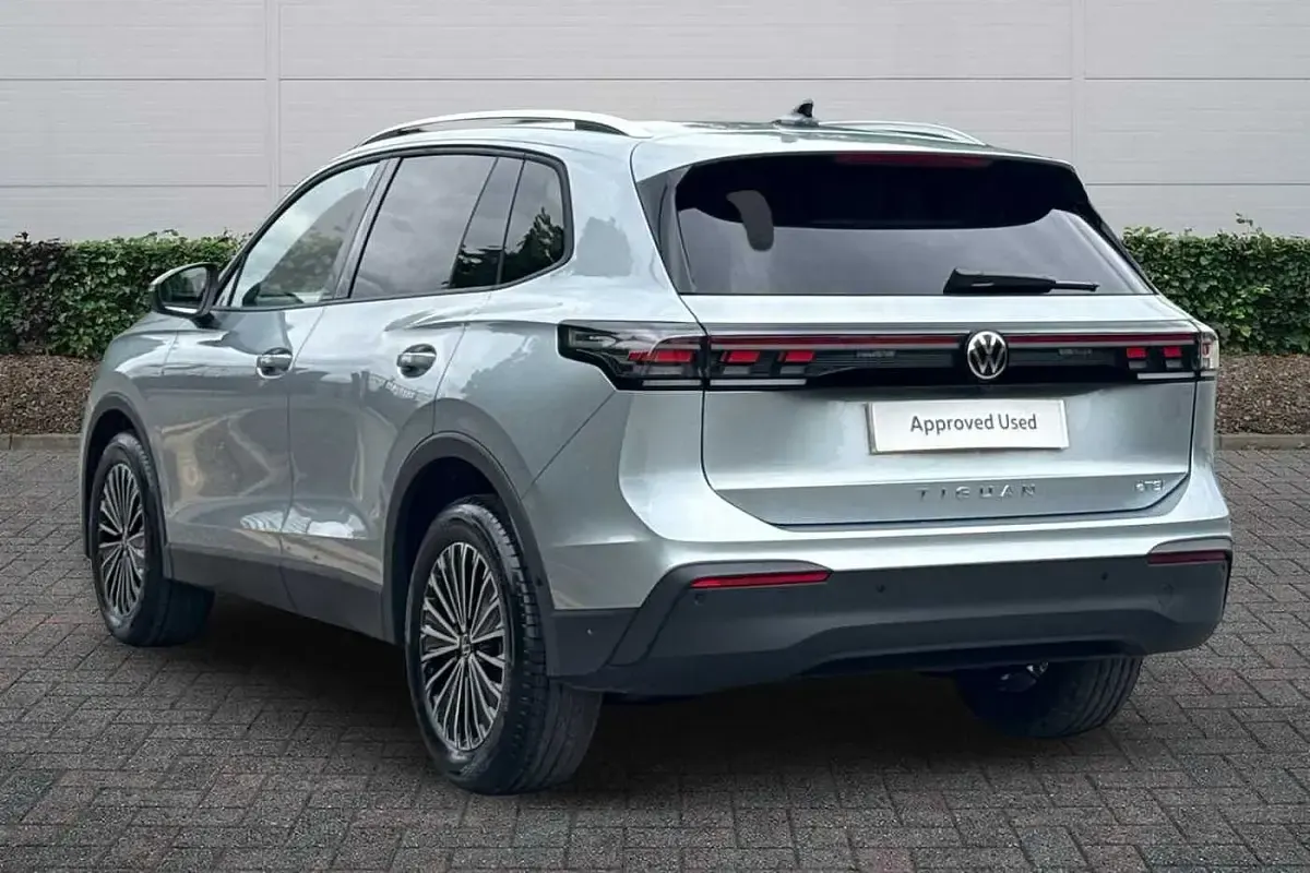 New VW Tiguan Match 150 HP (110 kW) 2026 Oyster silver SUV