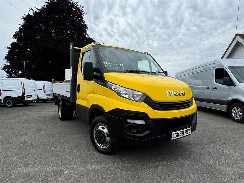 Used Iveco Daily 136 HP (100 kW) 2018 Yellow Cabriolet